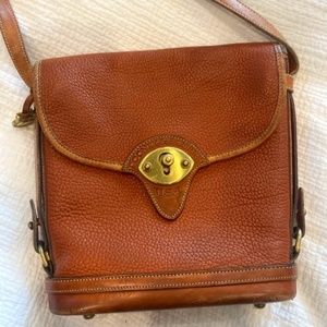 Dooney & Bourke Cross Body Pebbled Leather Vintage Purse